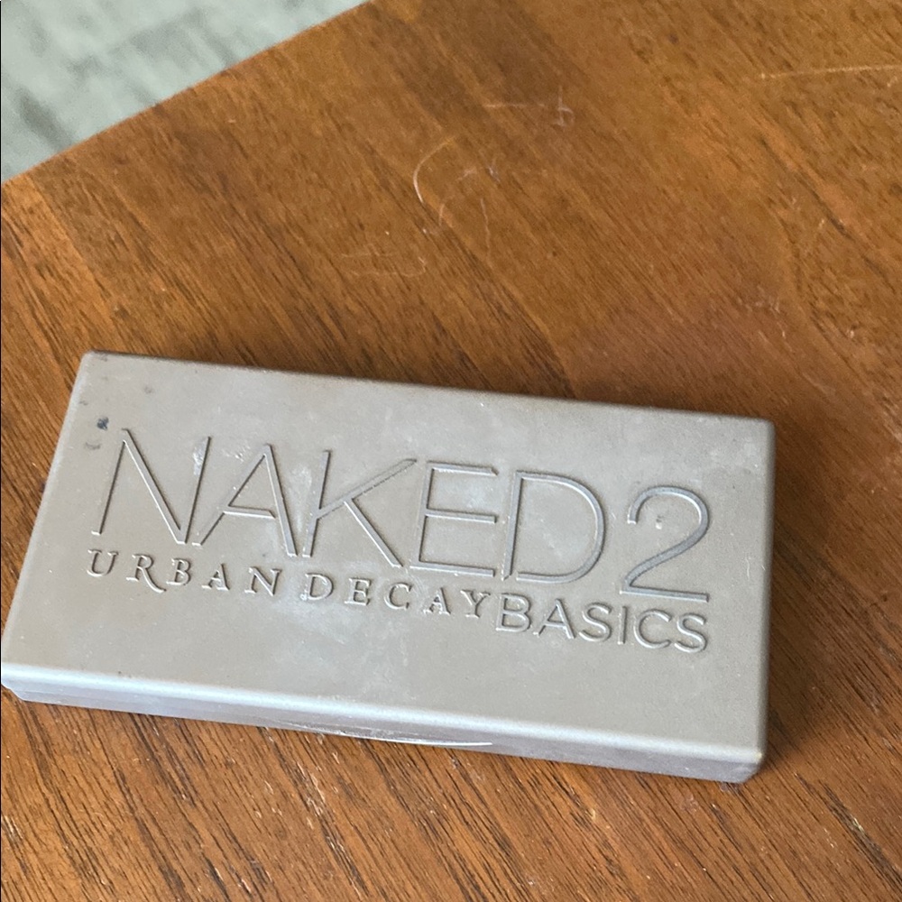 Urban Decay Naked2 Basics Palette in Taupe